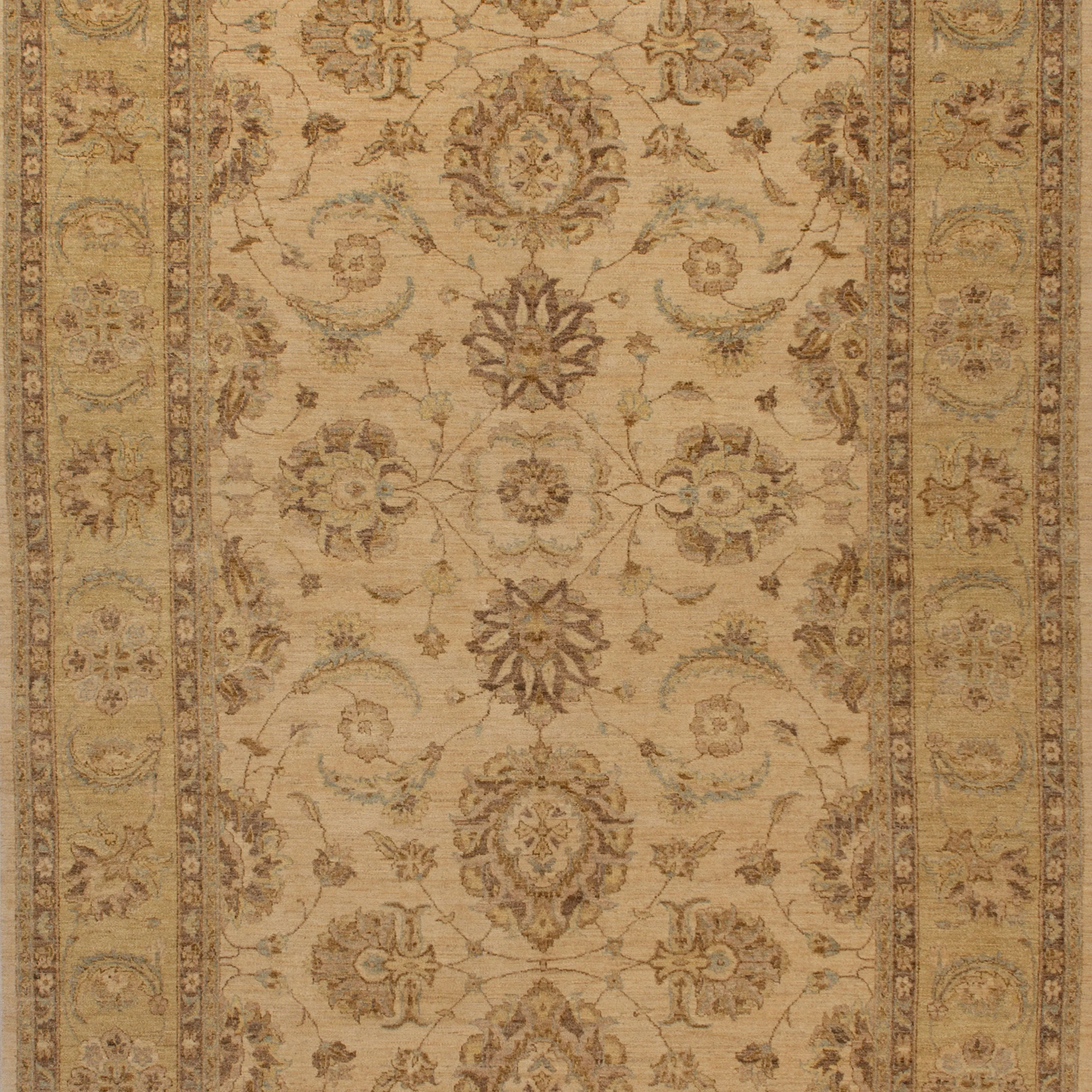 Beige Traditional Wool Rug - 7'11" x 16'