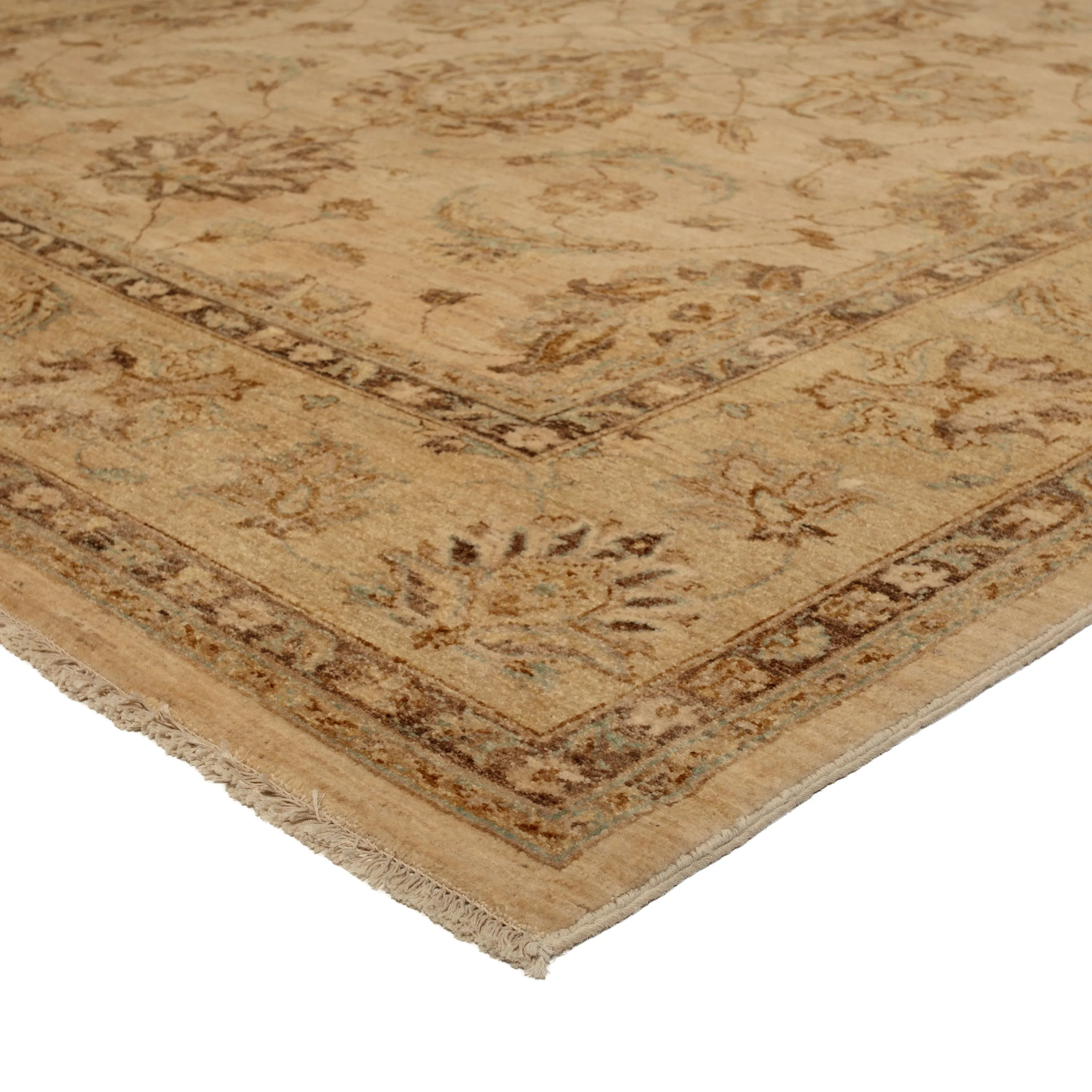 Beige Traditional Wool Rug - 7'11" x 16'