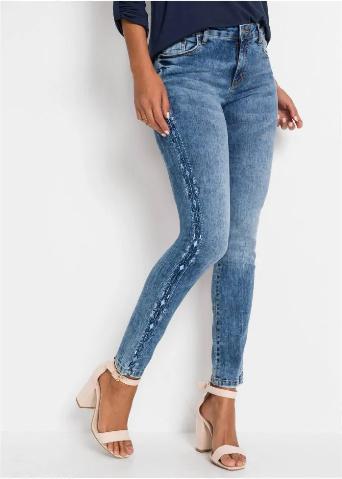 Bodyflirt embroidered jeans, blue