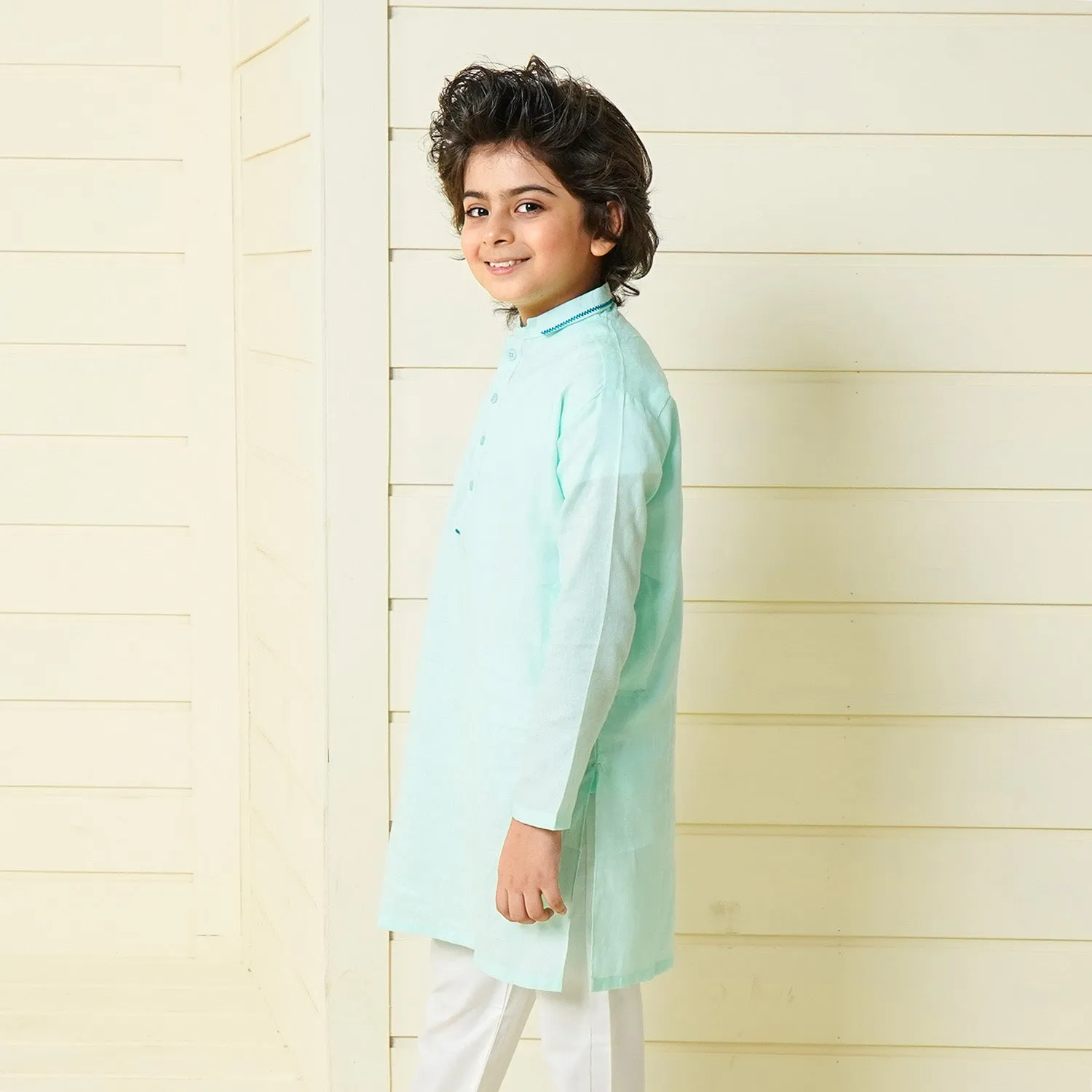 Boys Jacquard Embroidered Kurta - Mint Green