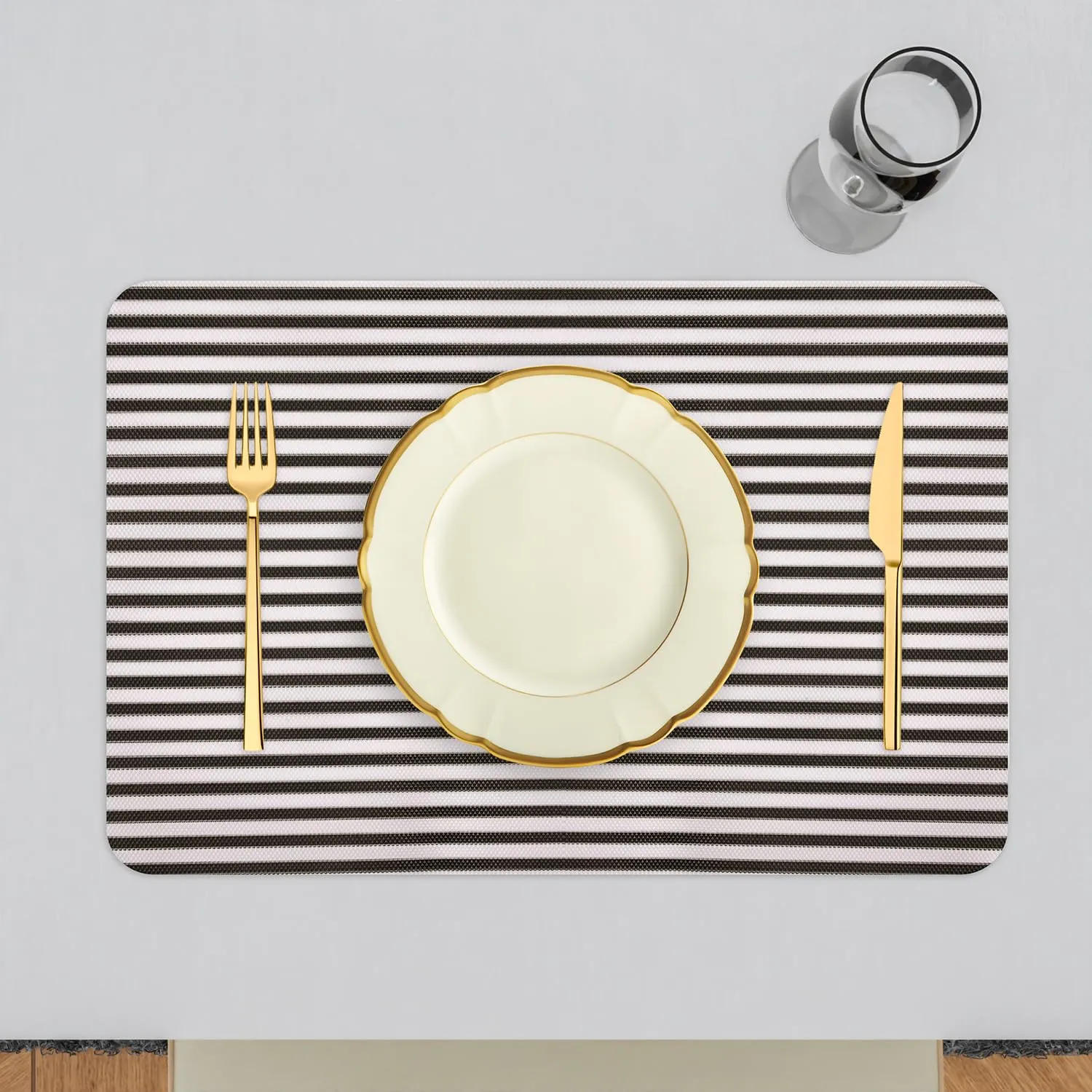 Kuber Industries Placemat | Placemats for Dining Room | Anti-Slip Table Mat Set | Placemats for Kitchen Table | Dining Table Placemats | Lining-Design Placemat | 6 Piece Set | Black