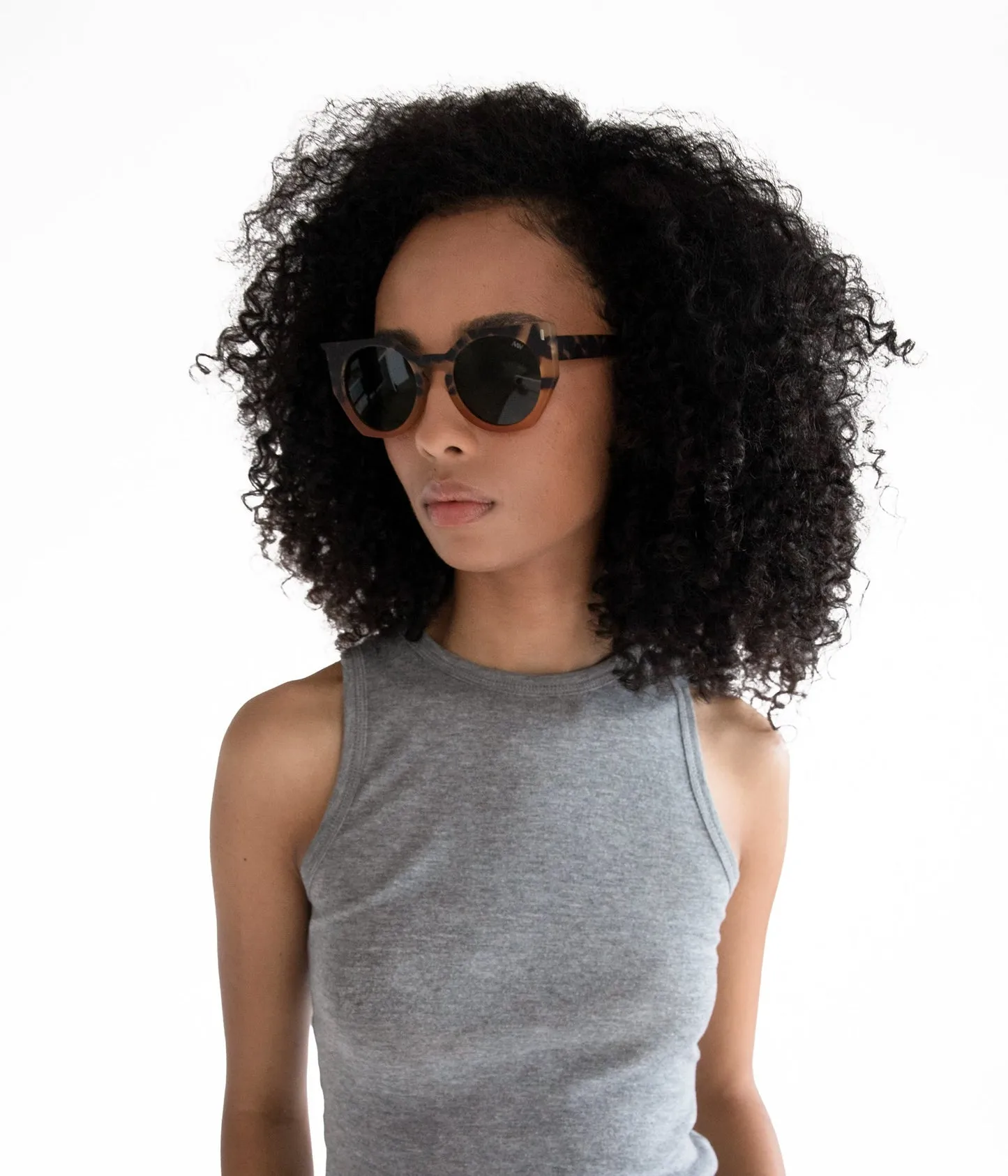 MATT&NAT MULE - Leopard Round Sunglasses