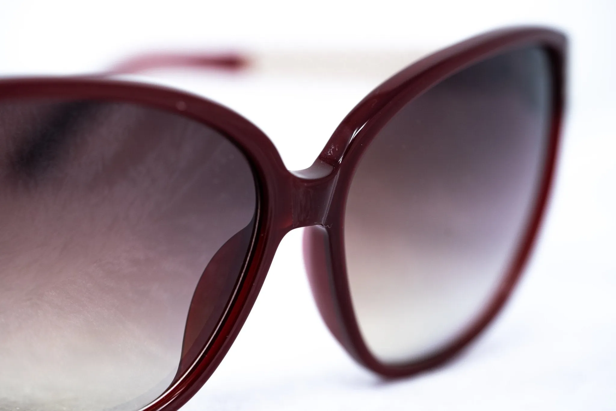 Oscar De La Renta Sunglasses Oval Deep Red and Brown