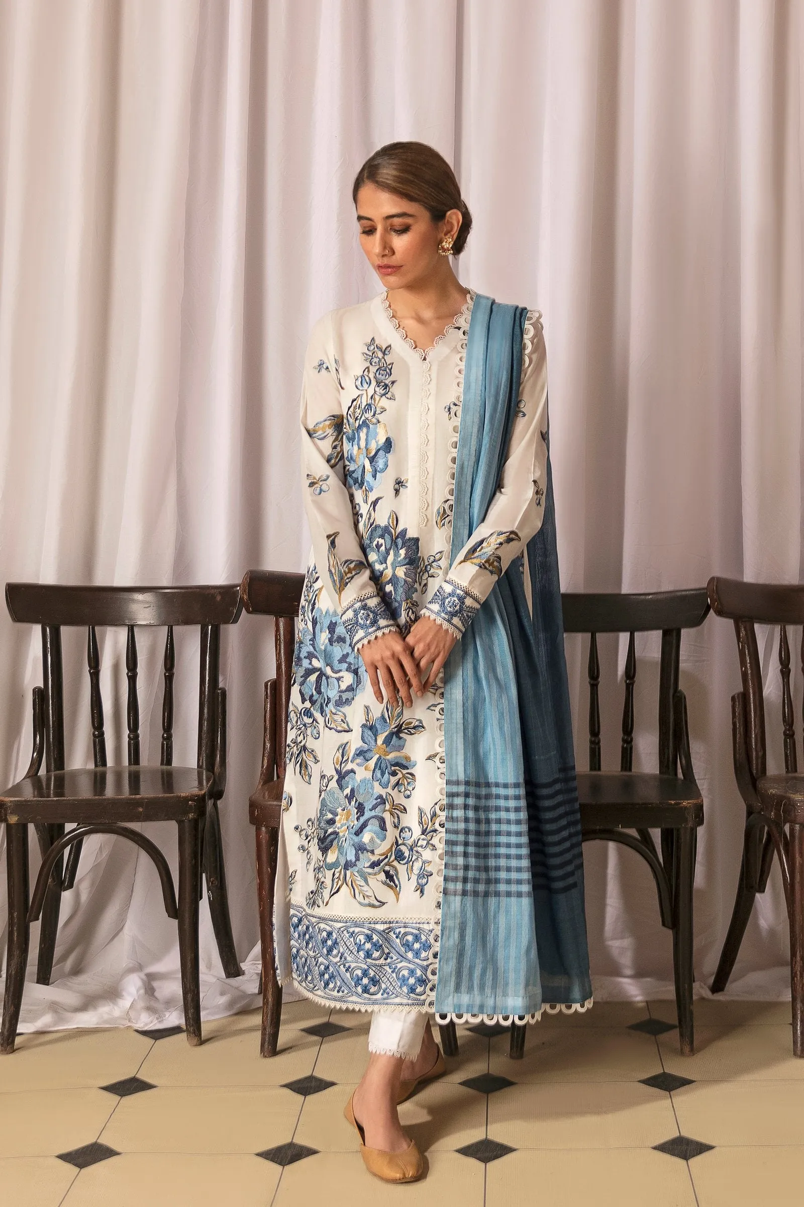 Zaha by Khadijah Shah Lawn Collection – AREZU  (ZL21-04 A)